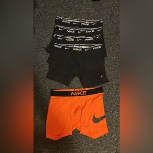 Men’s Nike underwear bundle Medium